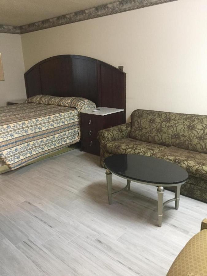 Regency Inn Норко Экстерьер фото